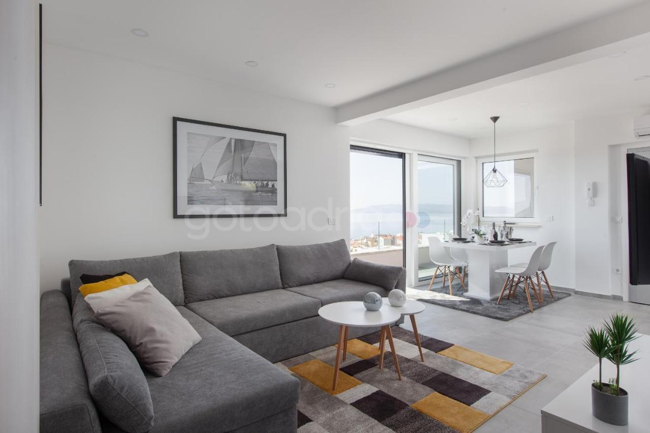 Luxury Apartment Sofia -Free Beach Parking Макарска Экстерьер фото