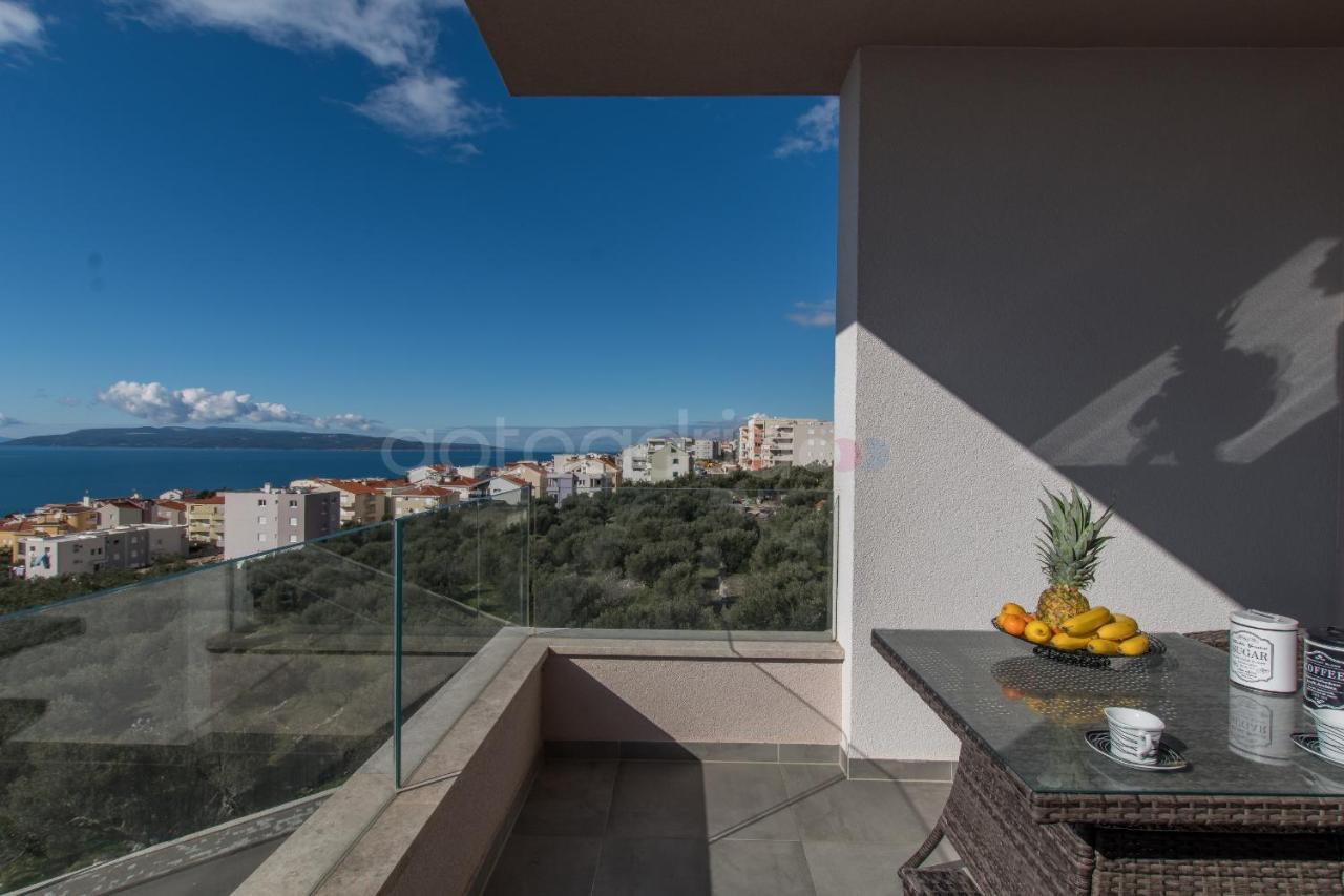 Luxury Apartment Sofia -Free Beach Parking Макарска Экстерьер фото